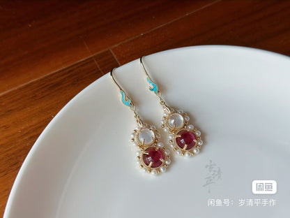 Collection of natural stone earrings, Tian-Tsui earrings and earrings